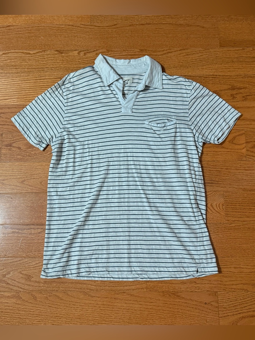 Men's Banana Republic Striped Light Blue Polo Shirt - Size Medium